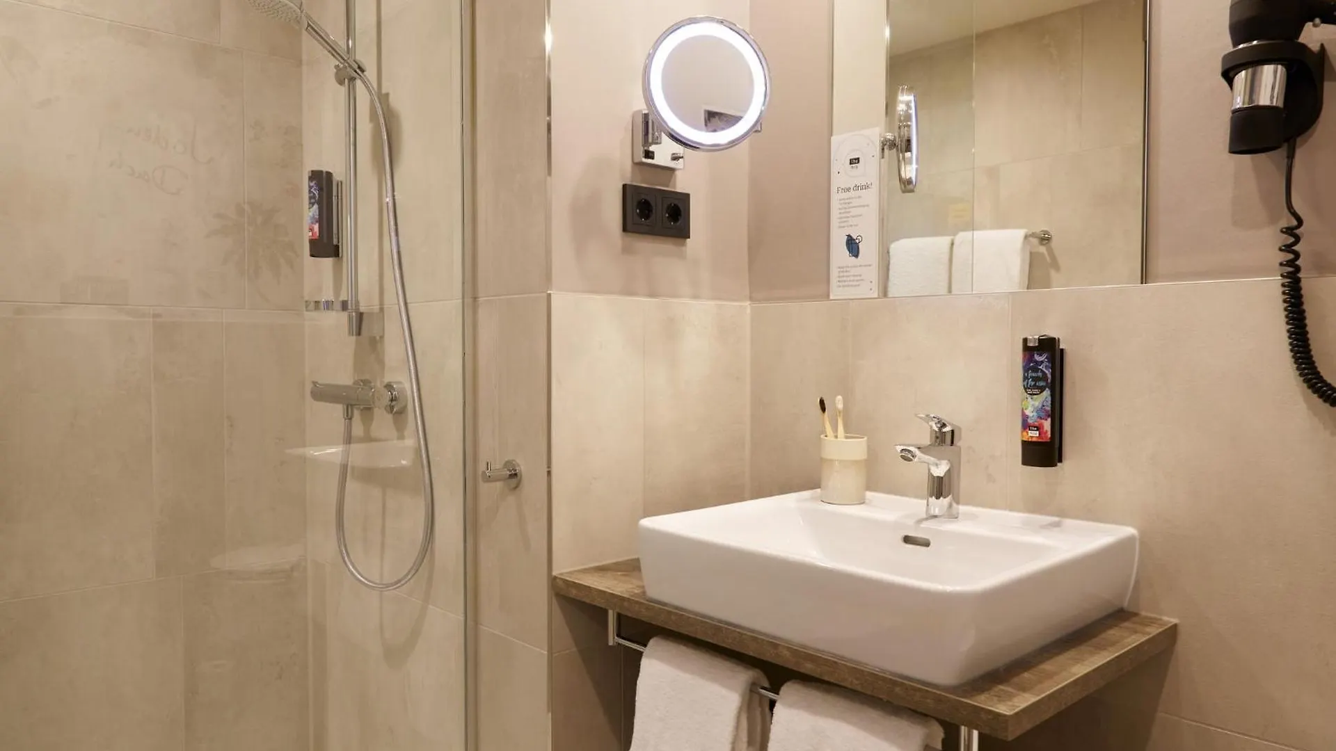 *** Hotel Holiday Inn - The Niu, Hub Dusseldorf Messe By Ihg Germany